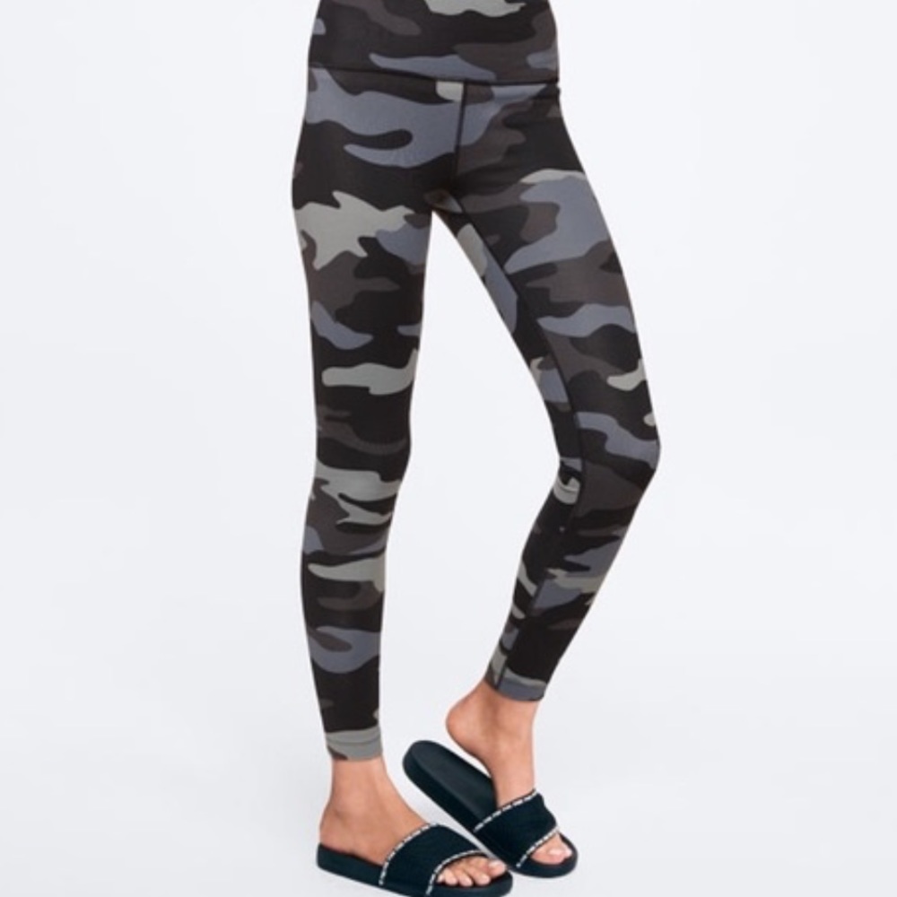 Camouflage leggings